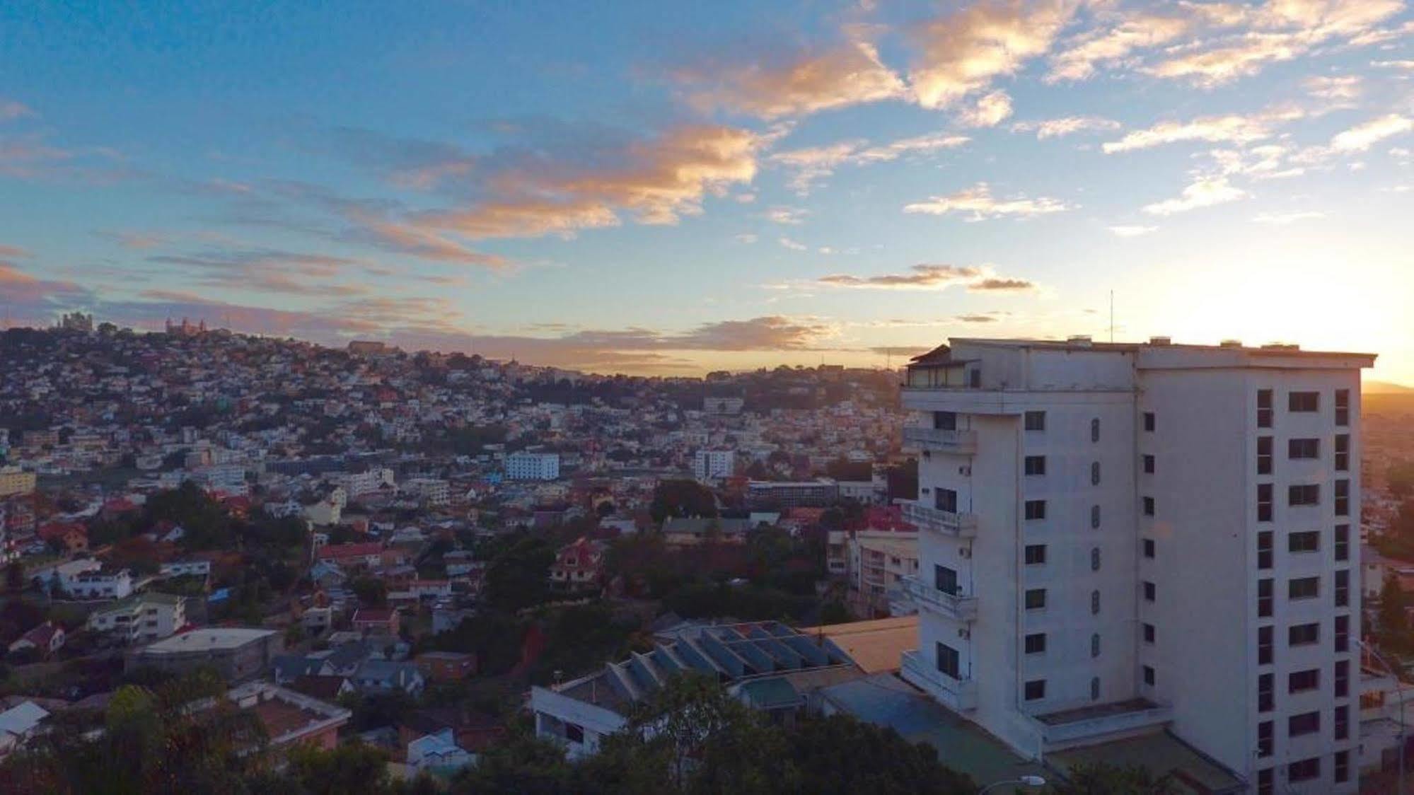 Hotel Panorama Antananarivo Exterior photo